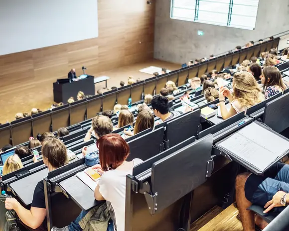 Hoersaal 1 KIZ Uni Erfurt